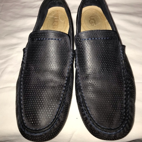 Size 9 Men’s UGS!!!! main image 6